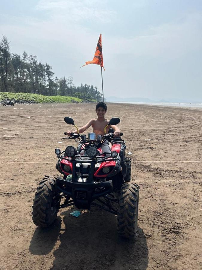 Sea View Beach Resort アリバグ エクステリア 写真